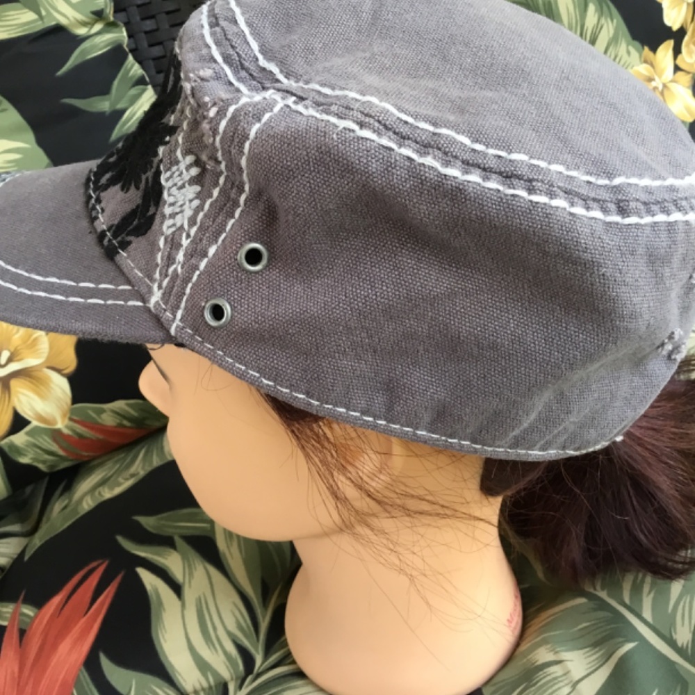 Cremieux Premium Denim Distressed Embroidered Hat - Picture 7 of 9
